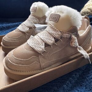 UGG Tan and Cream Lowmel